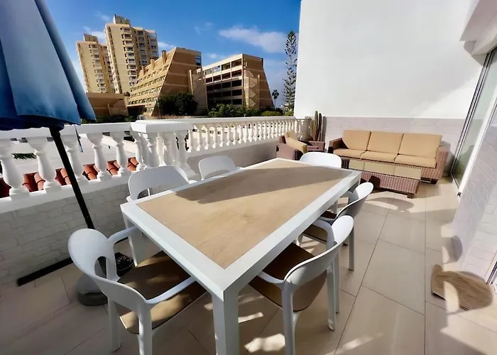 Sunny On The Paradise Coast. Appartamento *