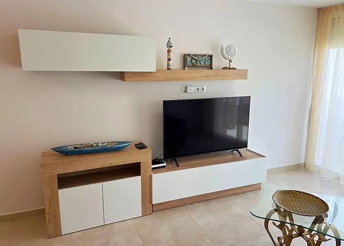 Sunny On The Paradise Coast.