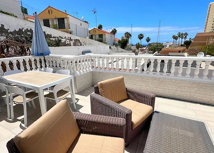 Sunny On The Paradise Coast.